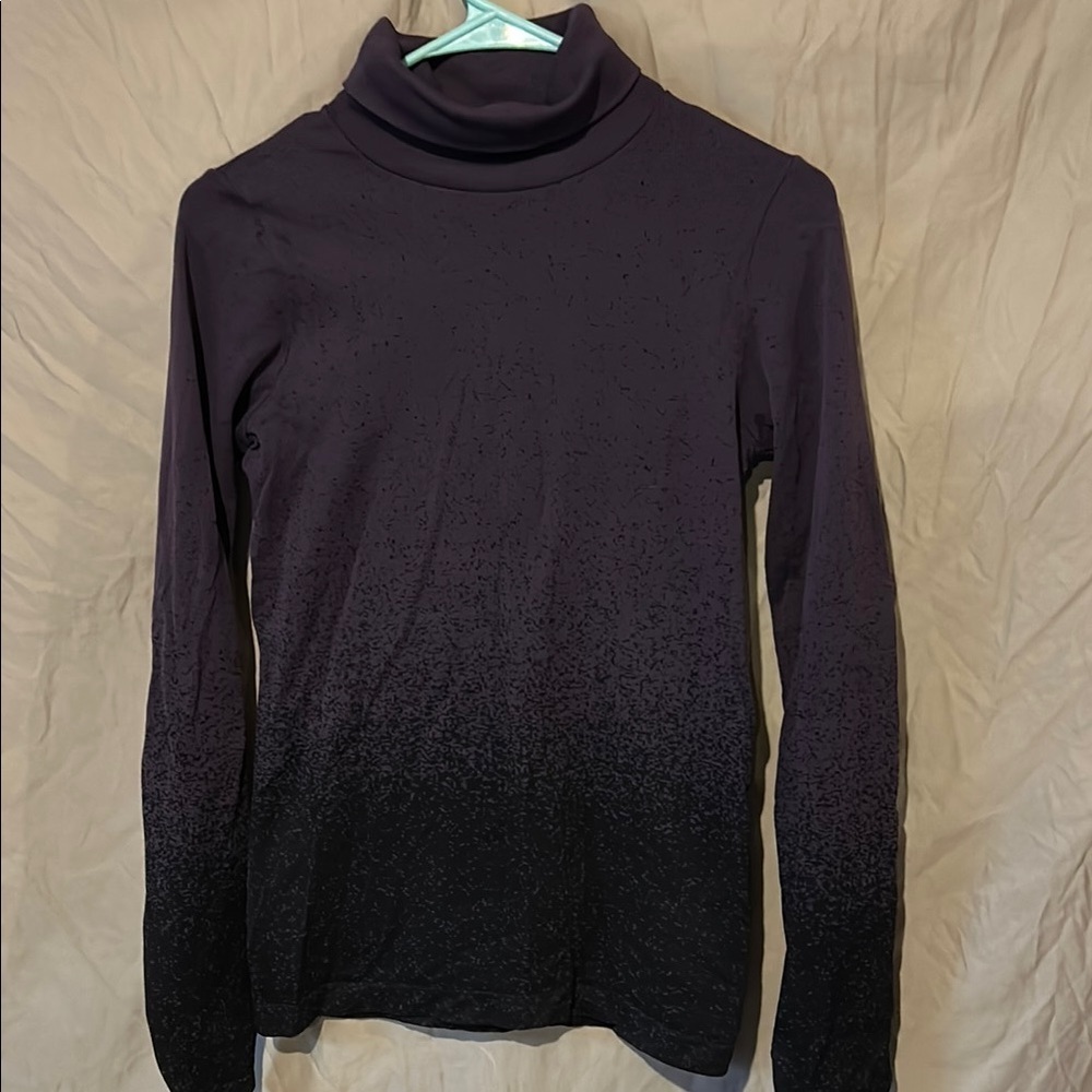 Athleta long sleeve